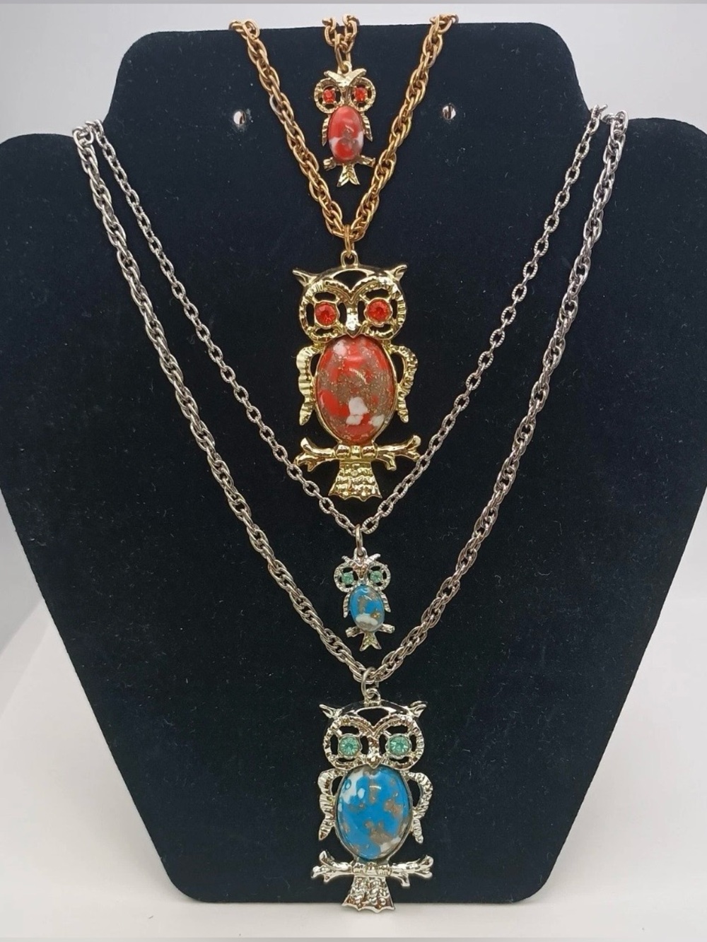VTG 2 Jelly Belly Hi-Lo Double Owl Necklace Rhinestone Eyes Goldtone